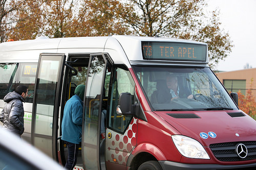 cc Flickr directie voorlichting venj photostream Busvervoer van en naar asielcomplex Ter Apel
